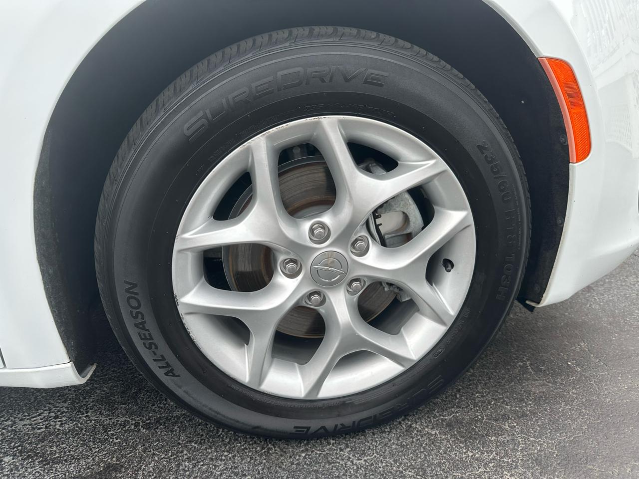 Chrysler Pacifica Limited FWD 2020
