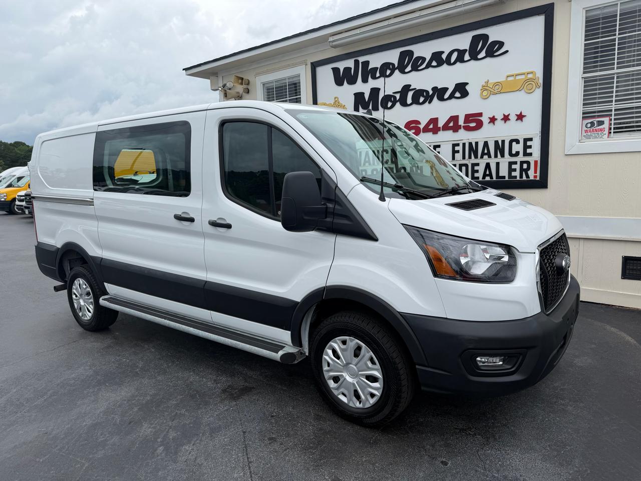 Ford Transit Cargo Van T-250 130" Low Rf 9070 GVWR RWD 2025