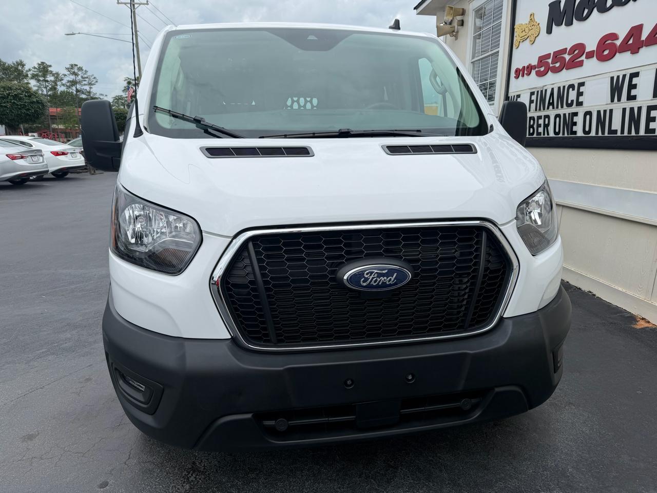 Ford Transit Cargo Van T-250 130" Low Rf 9070 GVWR RWD 2025