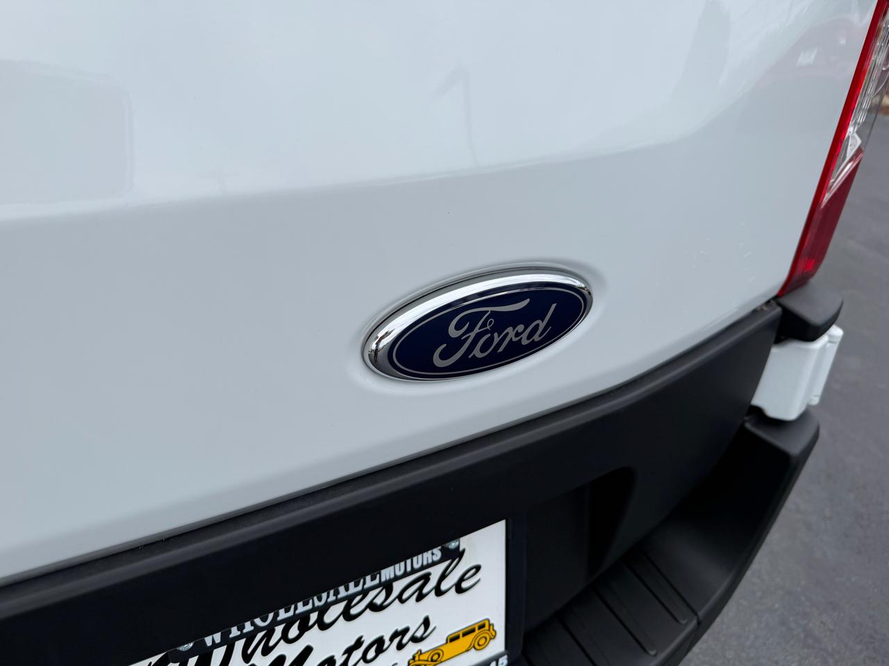 Ford Transit Cargo Van T-250 130" Low Rf 9070 GVWR RWD 2025