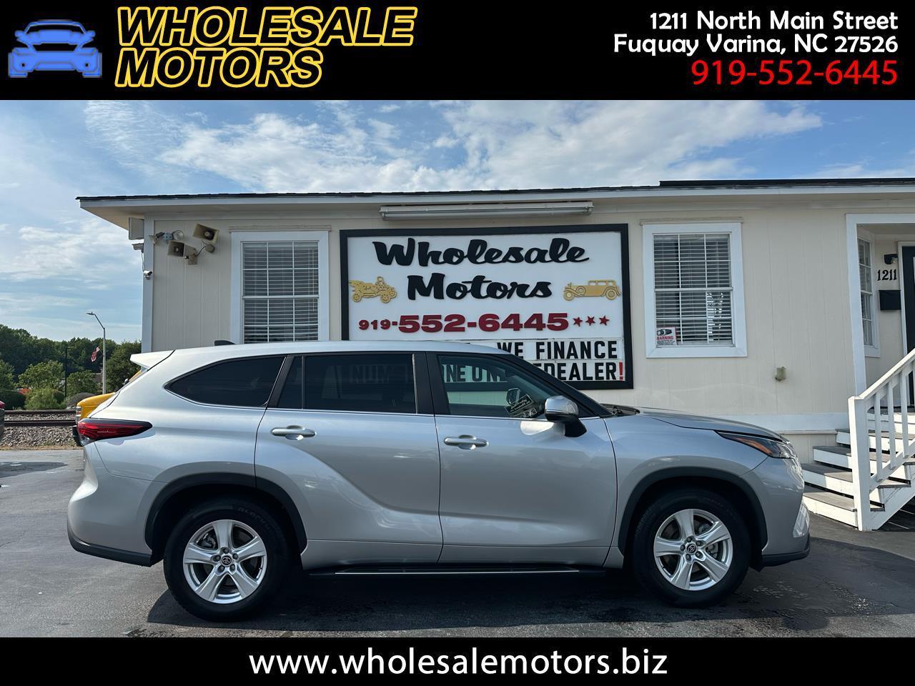 Toyota Highlander Hybrid LE FWD (Natl) 2023