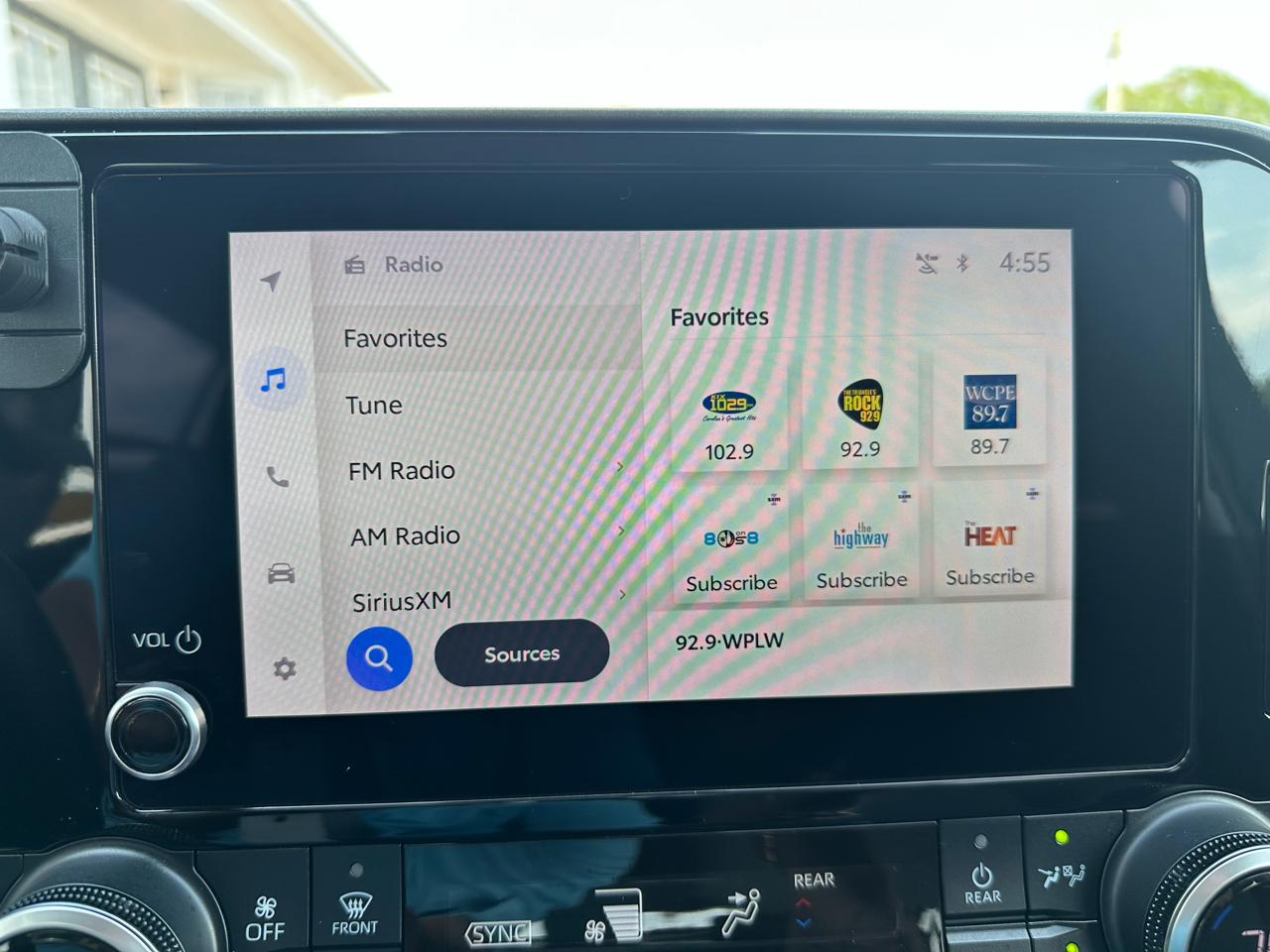 Toyota Highlander Hybrid LE FWD (Natl) 2023
