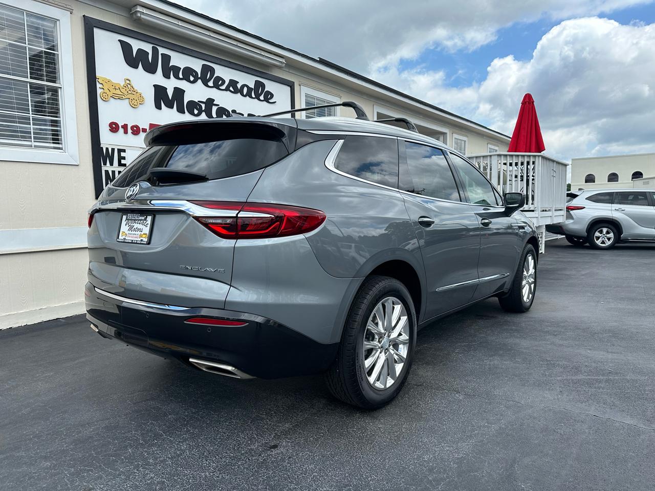 Buick Enclave FWD 4dr Premium 2019