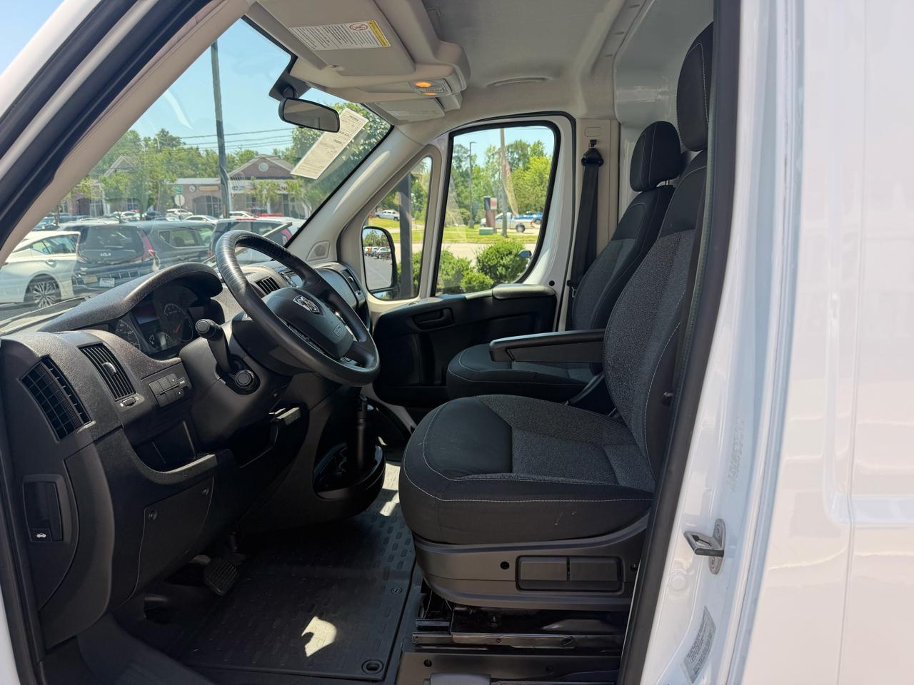 RAM ProMaster Cargo Van 2500 High Roof 136" WB 2017