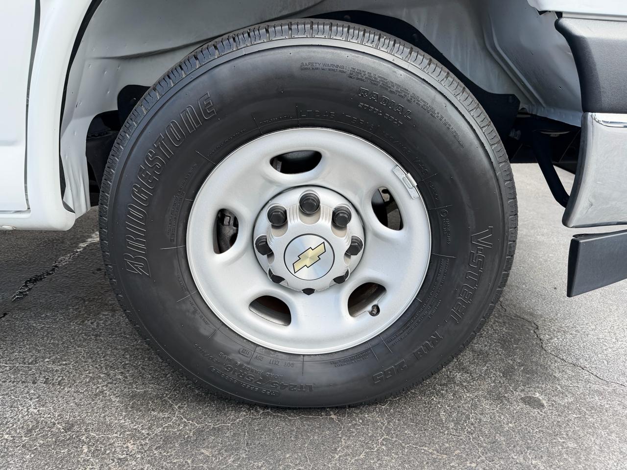 Chevrolet Express 2500  2023