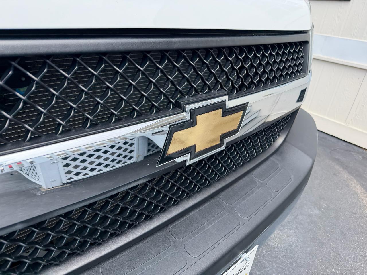 Chevrolet Express 2500  2023