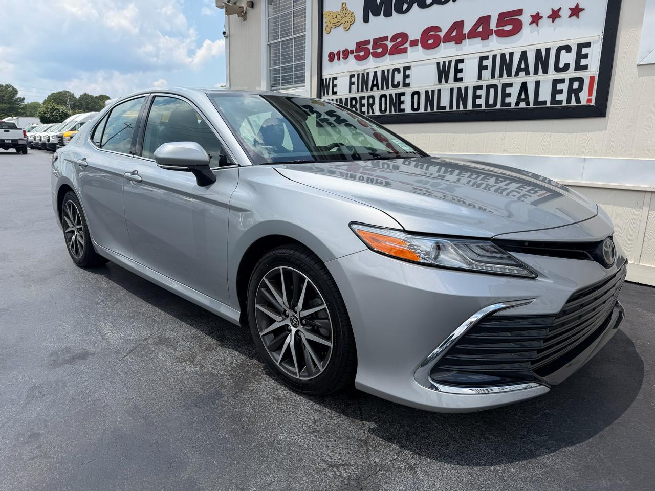 Toyota Camry XLE 2022