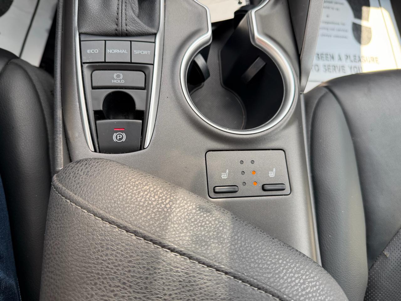 Toyota Camry XLE 2022
