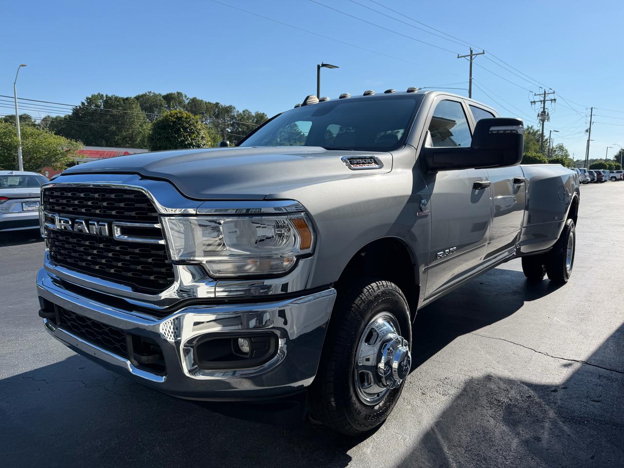 RAM 3500 Big Horn 4x4 Crew Cab 8' Box 2024