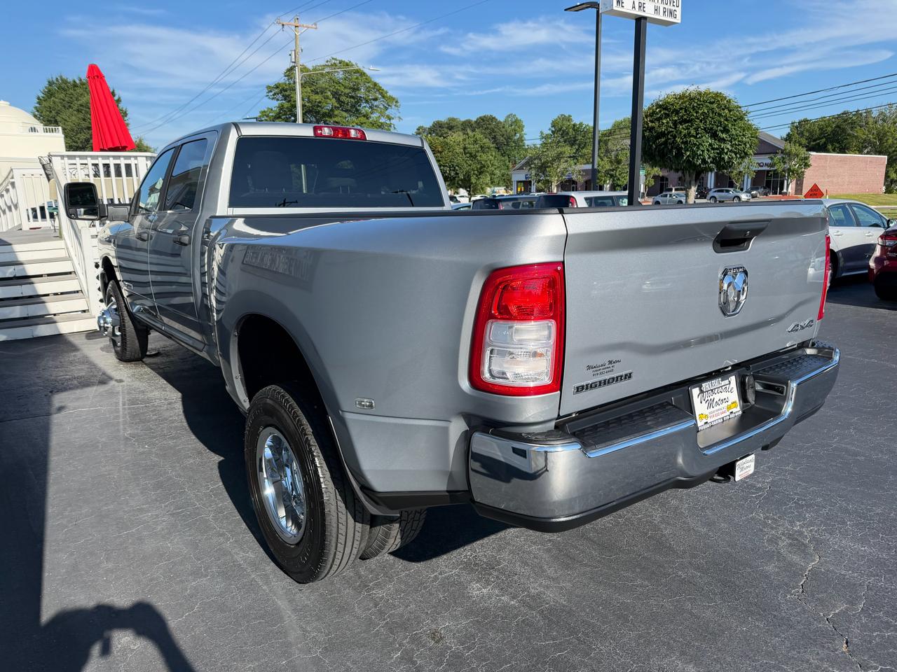 RAM 3500 Big Horn 4x4 Crew Cab 8' Box 2024
