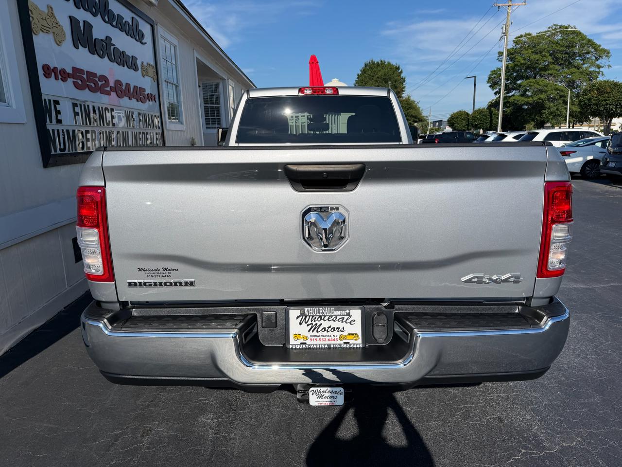 RAM 3500 Big Horn 4x4 Crew Cab 8' Box 2024