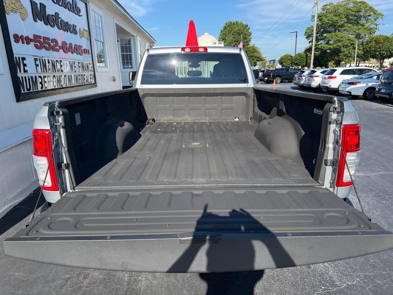 RAM 3500 Big Horn 4x4 Crew Cab 8' Box 2024
