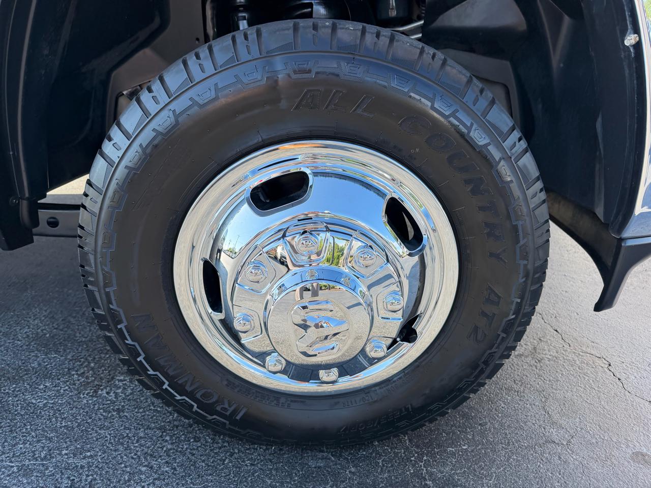 RAM 3500 Big Horn 4x4 Crew Cab 8' Box 2024