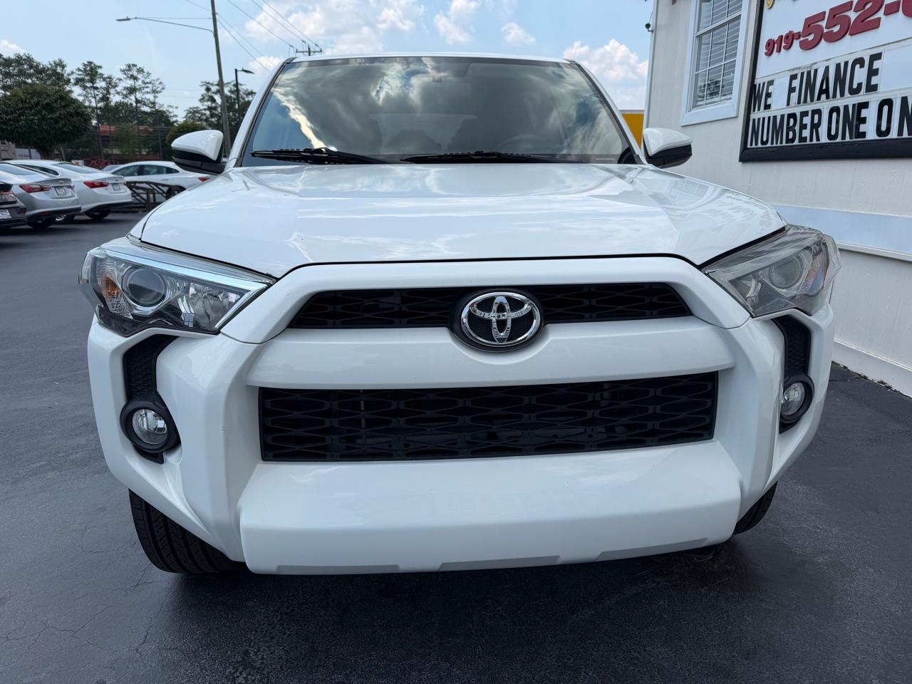 Toyota 4Runner Limited Nightshade 2WD (Natl) 2019