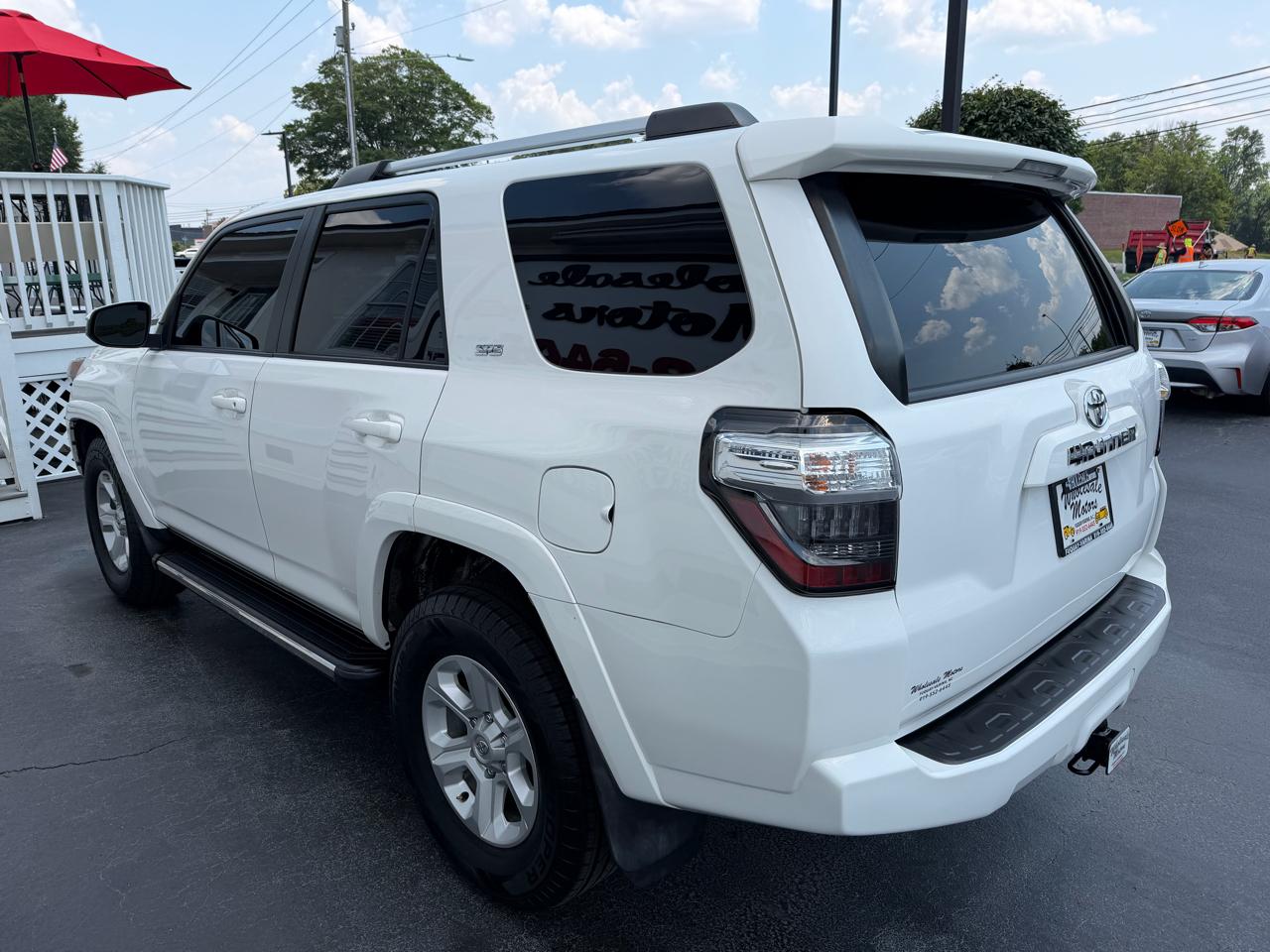Toyota 4Runner Limited Nightshade 2WD (Natl) 2019