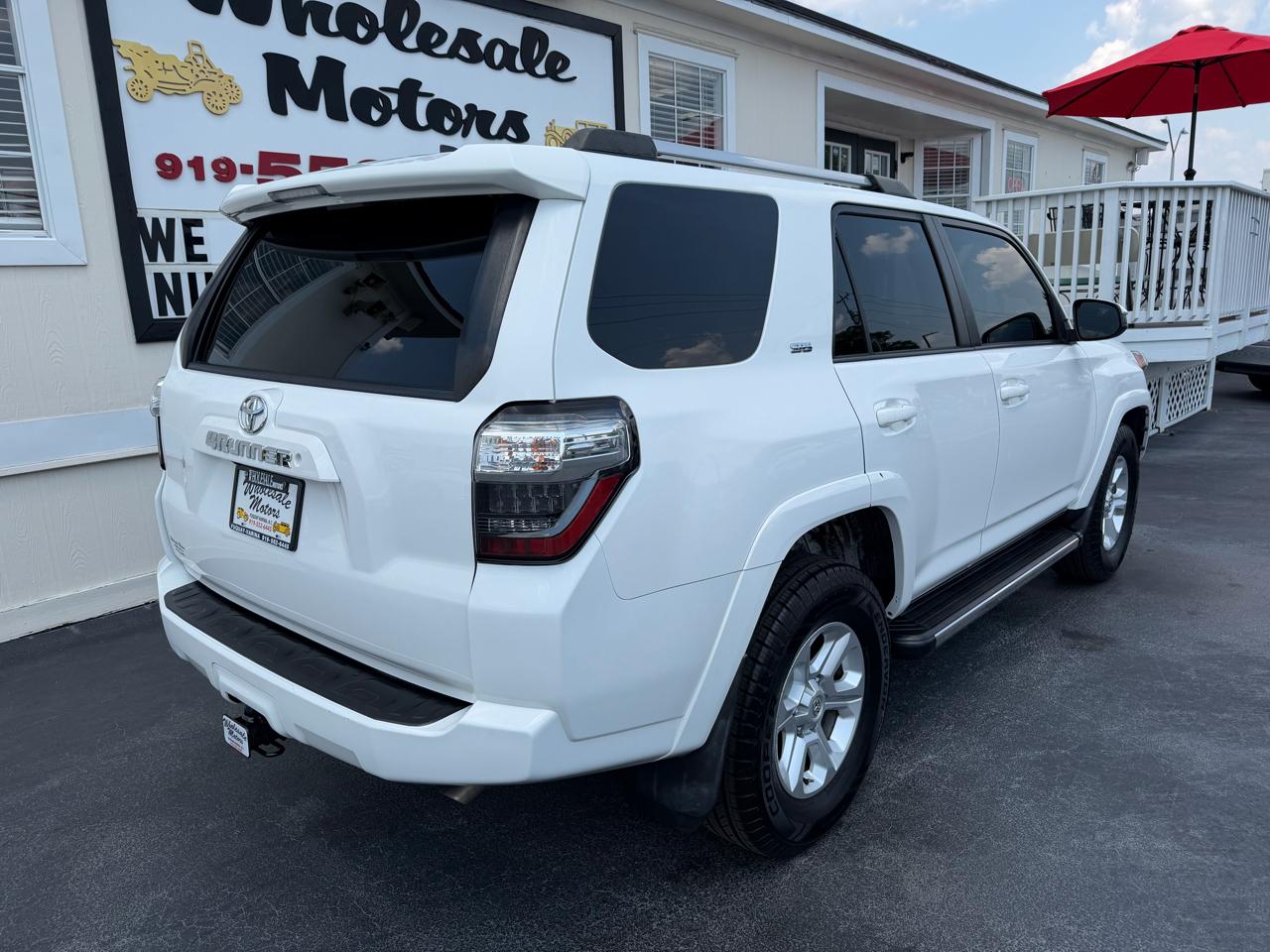 Toyota 4Runner Limited Nightshade 2WD (Natl) 2019