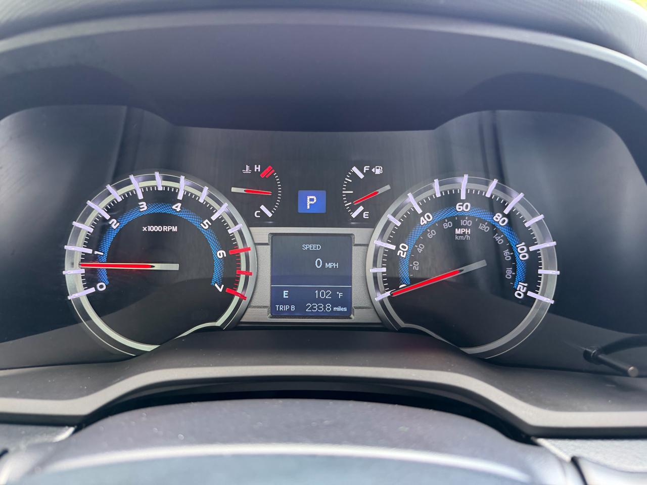 Toyota 4Runner Limited Nightshade 2WD (Natl) 2019