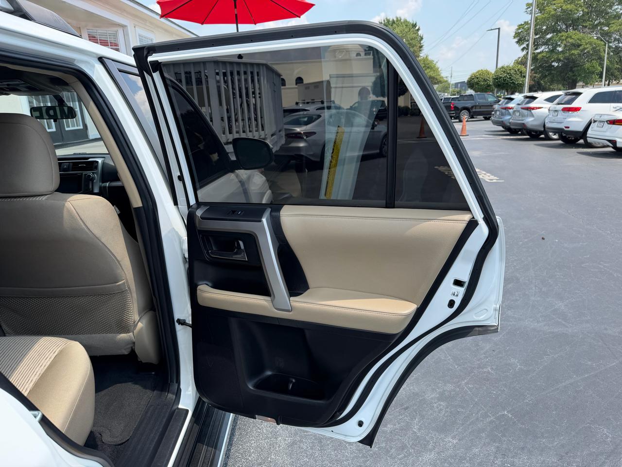 Toyota 4Runner Limited Nightshade 2WD (Natl) 2019