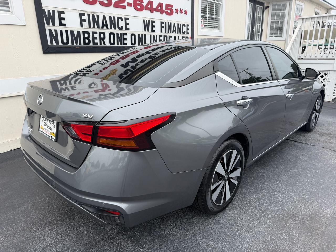 Nissan Altima SV 2022