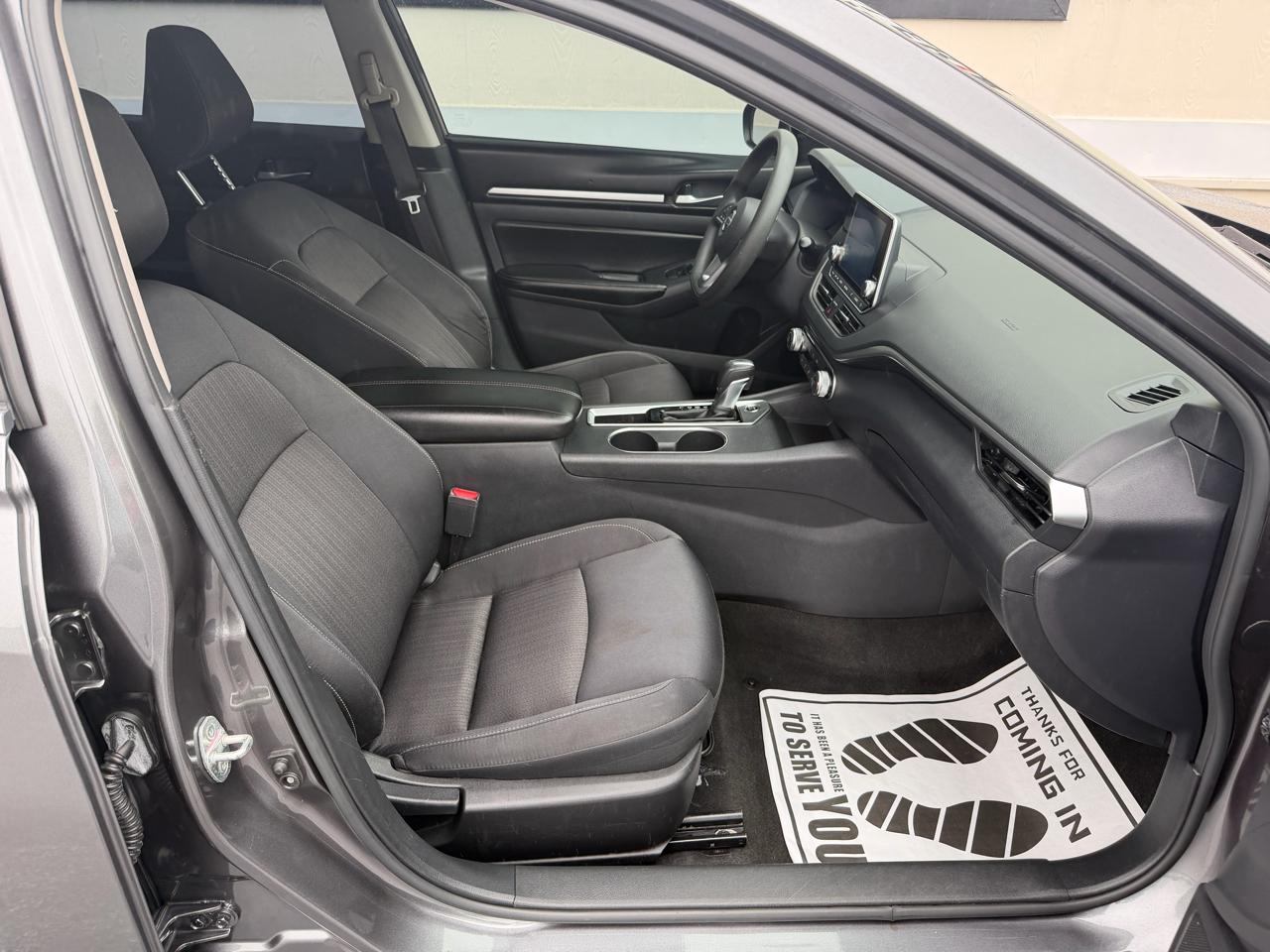 Nissan Altima SV 2022