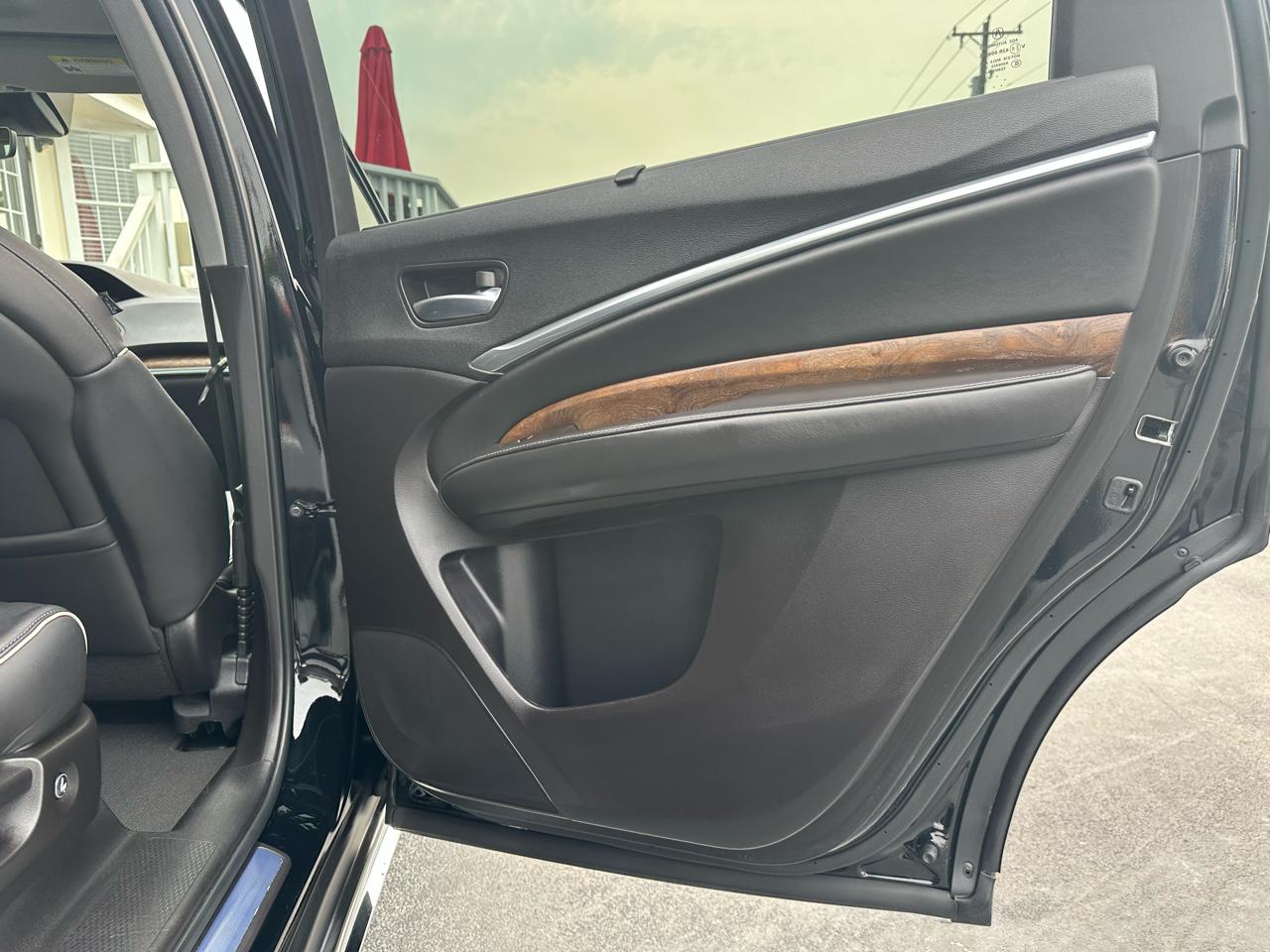 Acura MDX SH-AWD w/Advance Pkg 2017