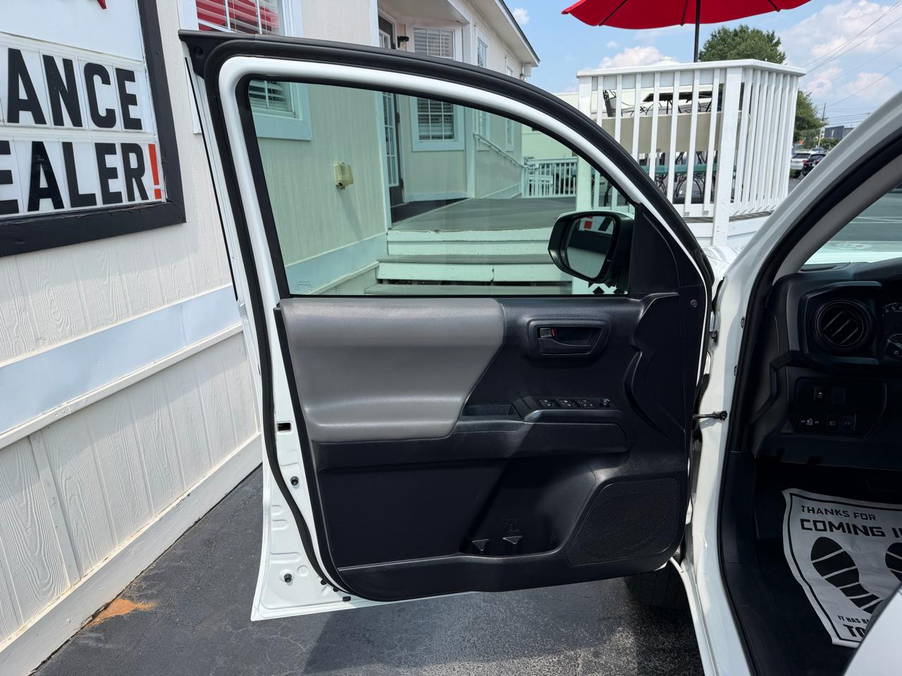 Toyota Tacoma 2WD  2020