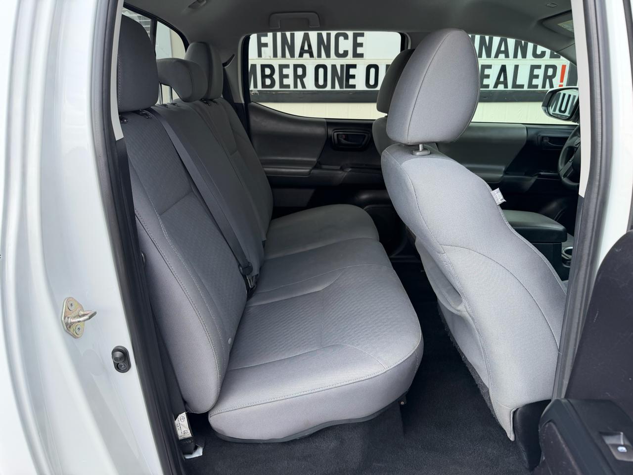 Toyota Tacoma 2WD  2020