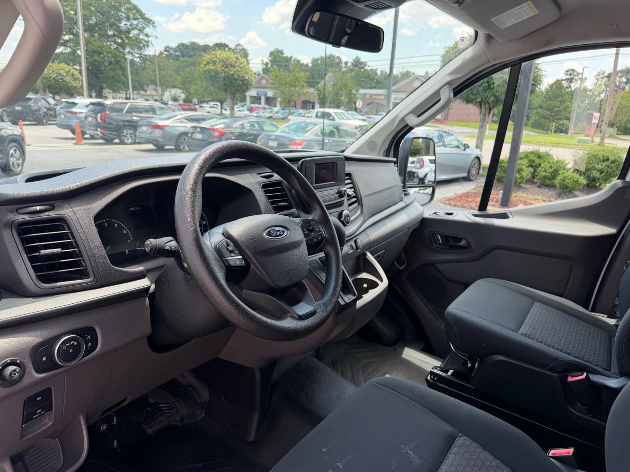 Ford Transit  2025