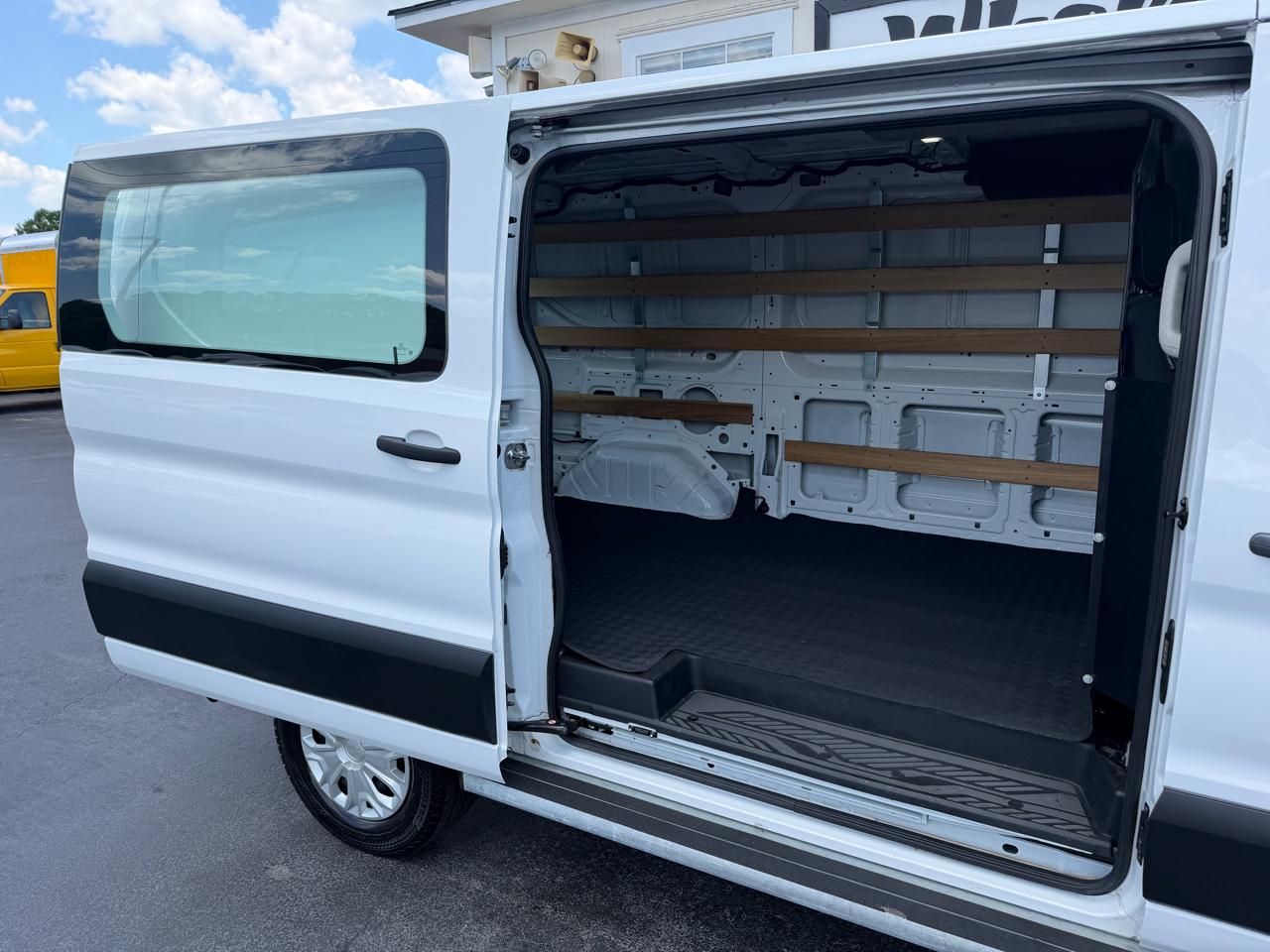 Ford Transit  2025