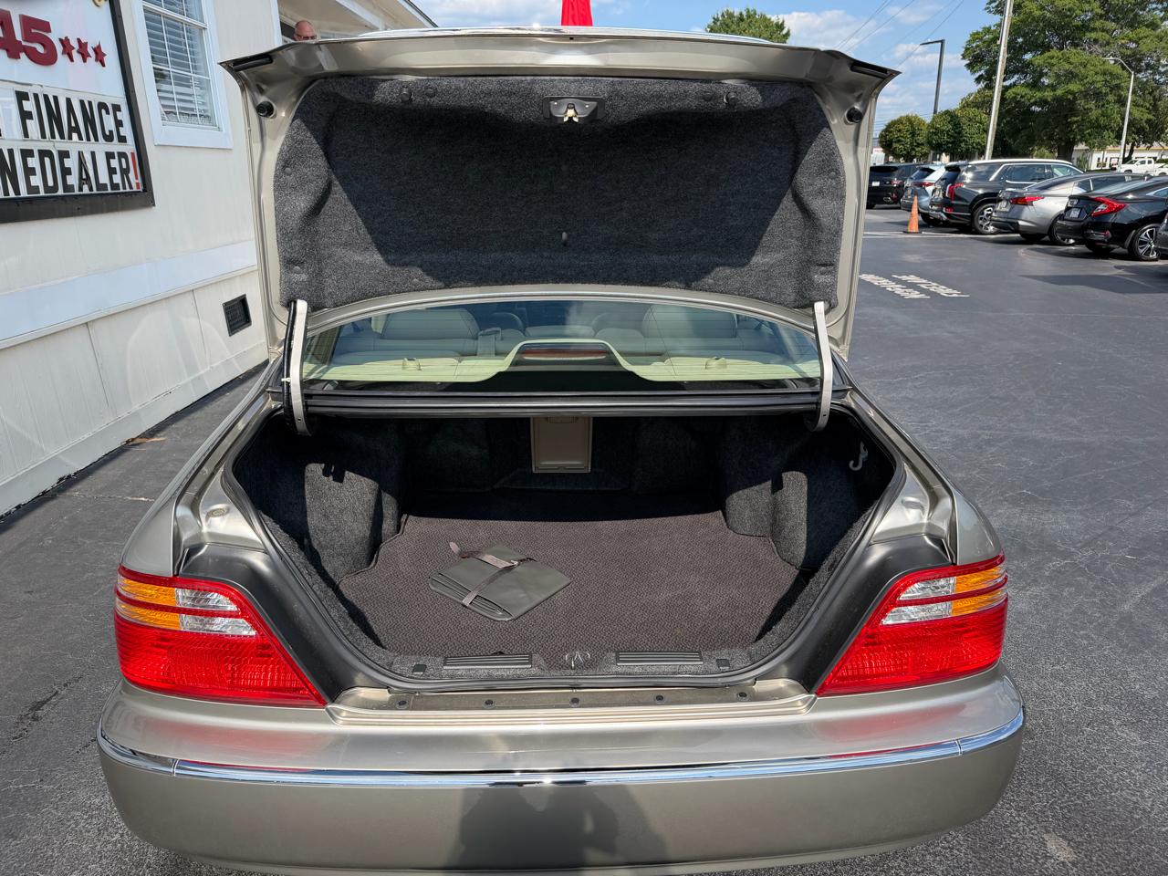 Acura RL 4dr Sdn 2002
