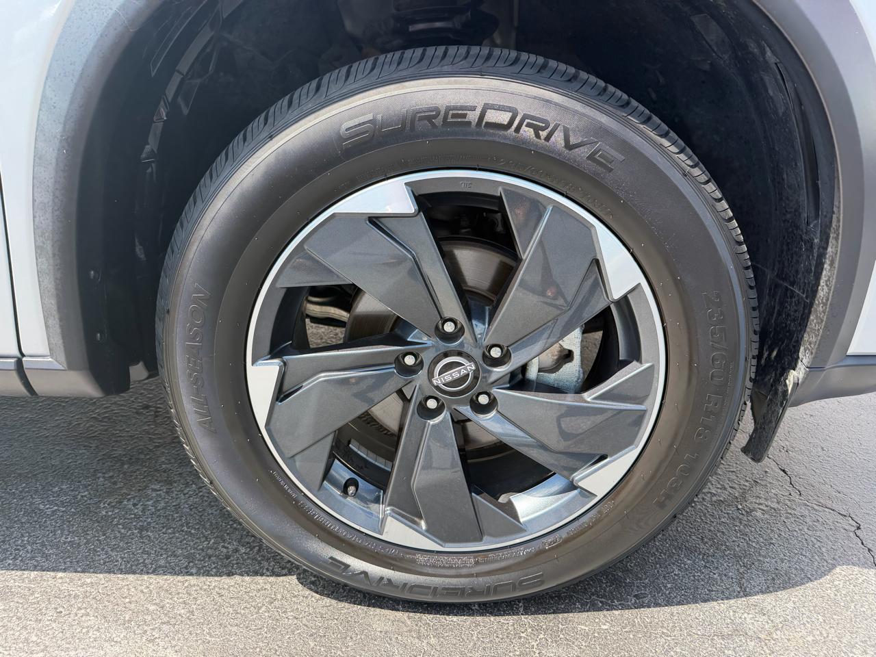 Nissan Rogue AWD SV 2024