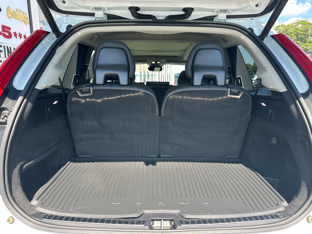 Volvo XC90 B5 AWD Core Bright Theme 7P 2024