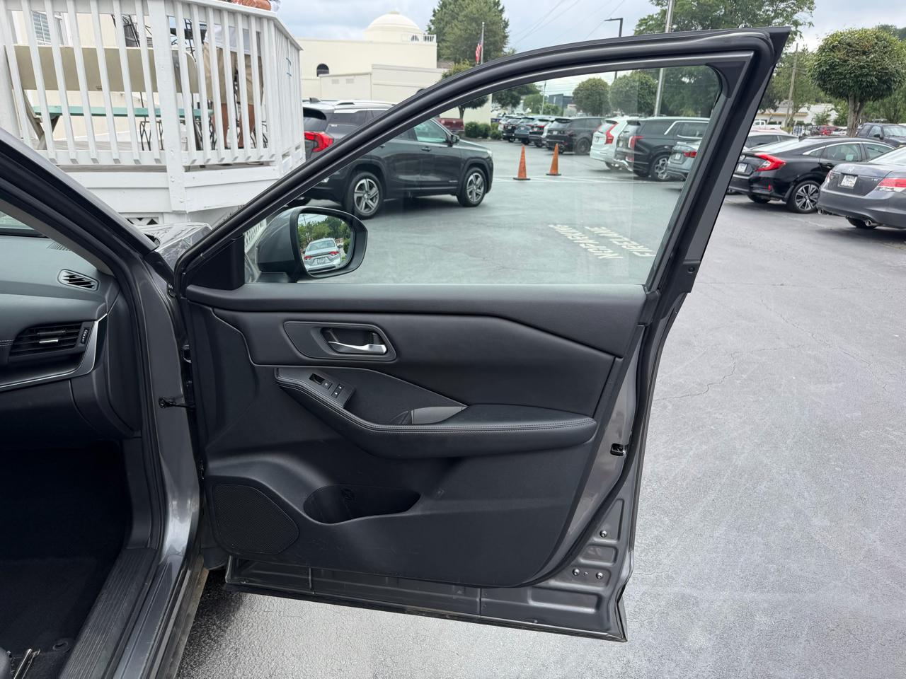 Nissan Rogue AWD SV 2024