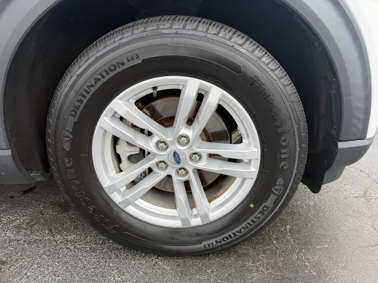 Ford Explorer XLT 4WD 2020