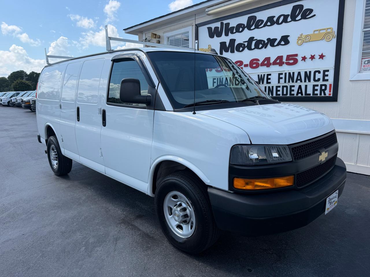 Chevrolet Express Cargo Van RWD 2500 135" 2022