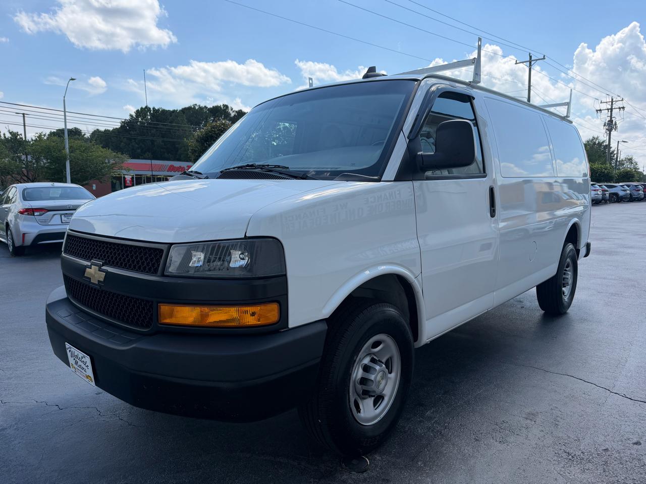 Chevrolet Express Cargo Van RWD 2500 135" 2022