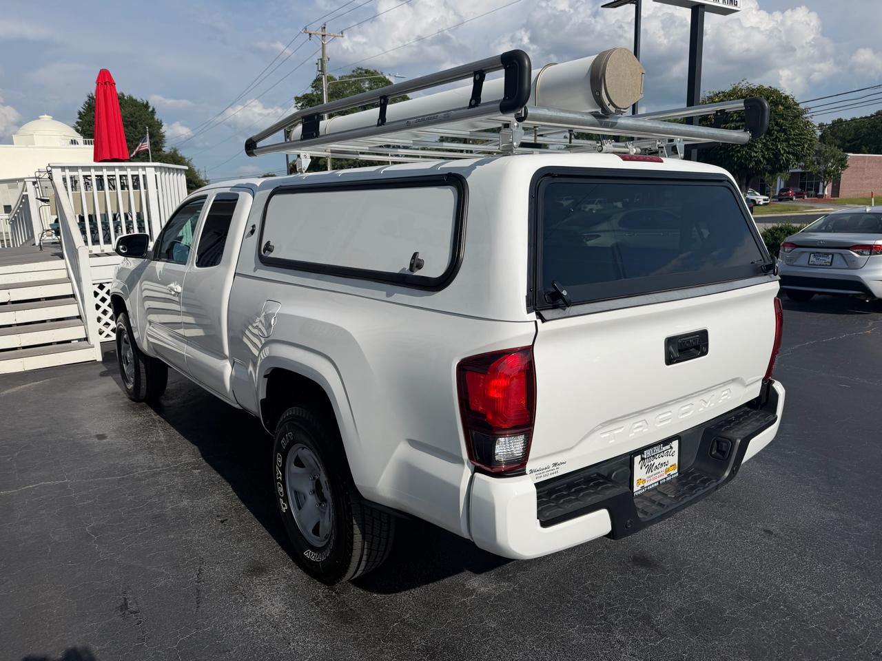 Toyota Tacoma 2WD  2023