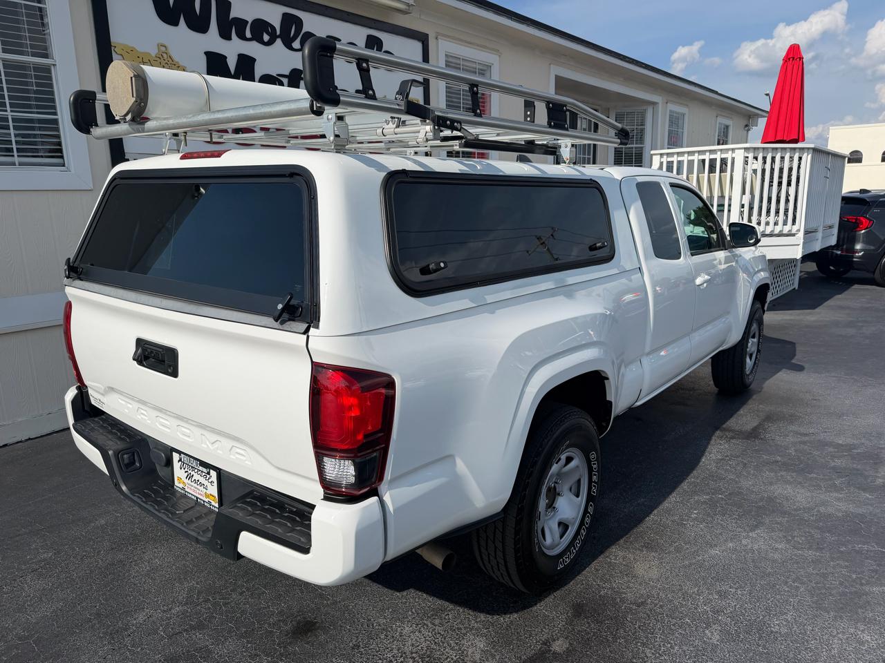 Toyota Tacoma 2WD  2023