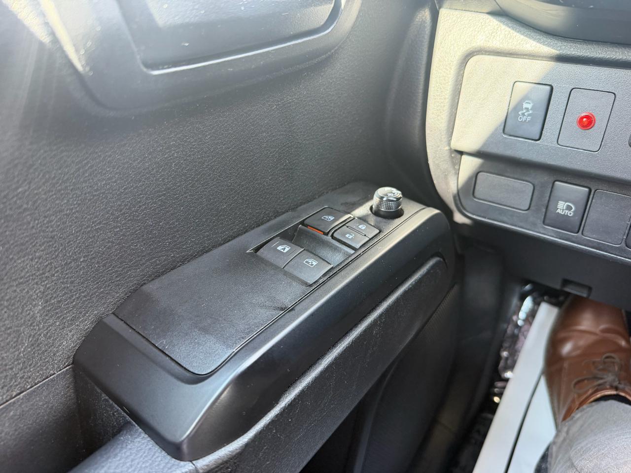 Toyota Tacoma 2WD  2023