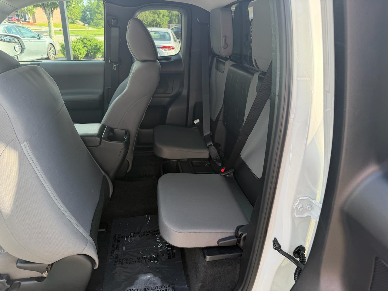 Toyota Tacoma 2WD  2023