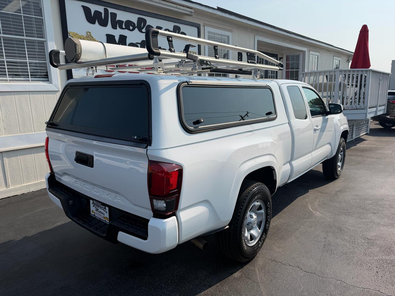 Toyota Tacoma 2WD  2023
