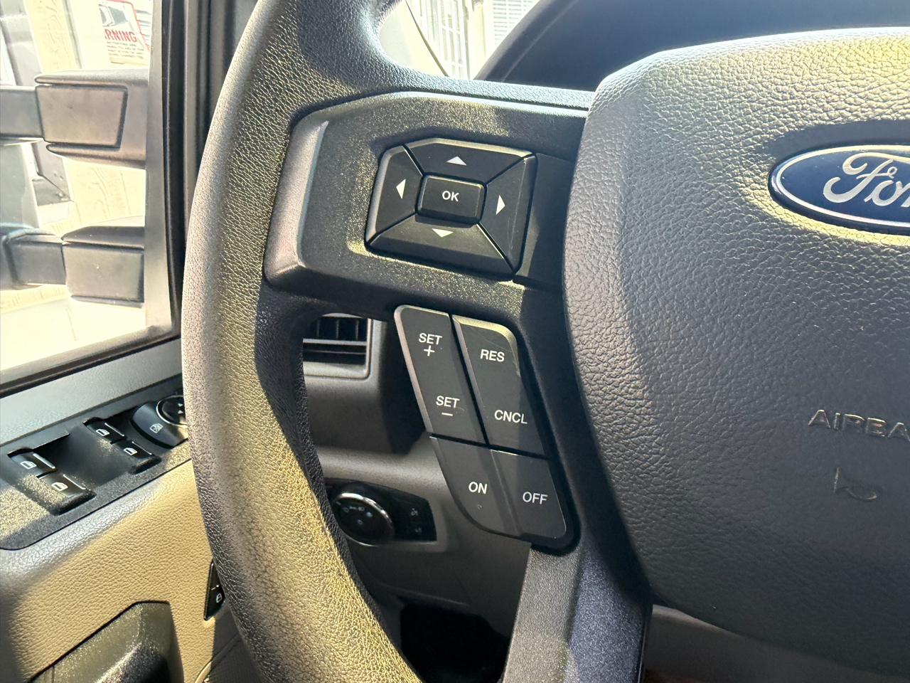 Ford Super Duty F-350 SRW King Ranch 4WD Crew Cab 8' Box 2020