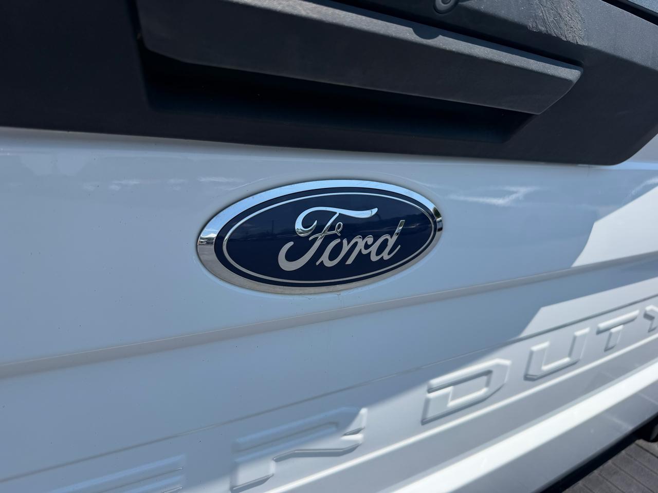 Ford Super Duty F-350 SRW King Ranch 4WD Crew Cab 8' Box 2020
