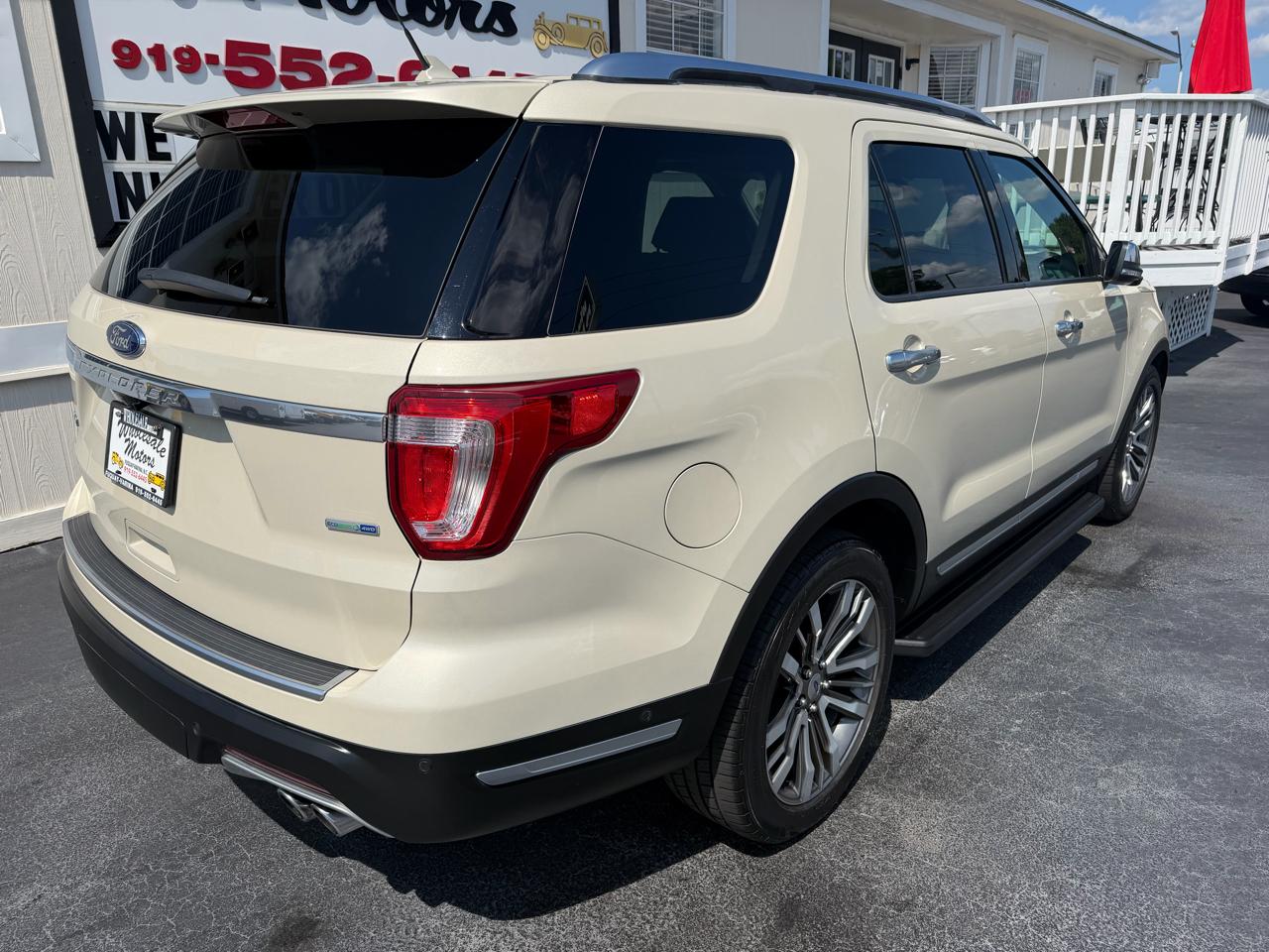 Ford Explorer Platinum 4WD 2018