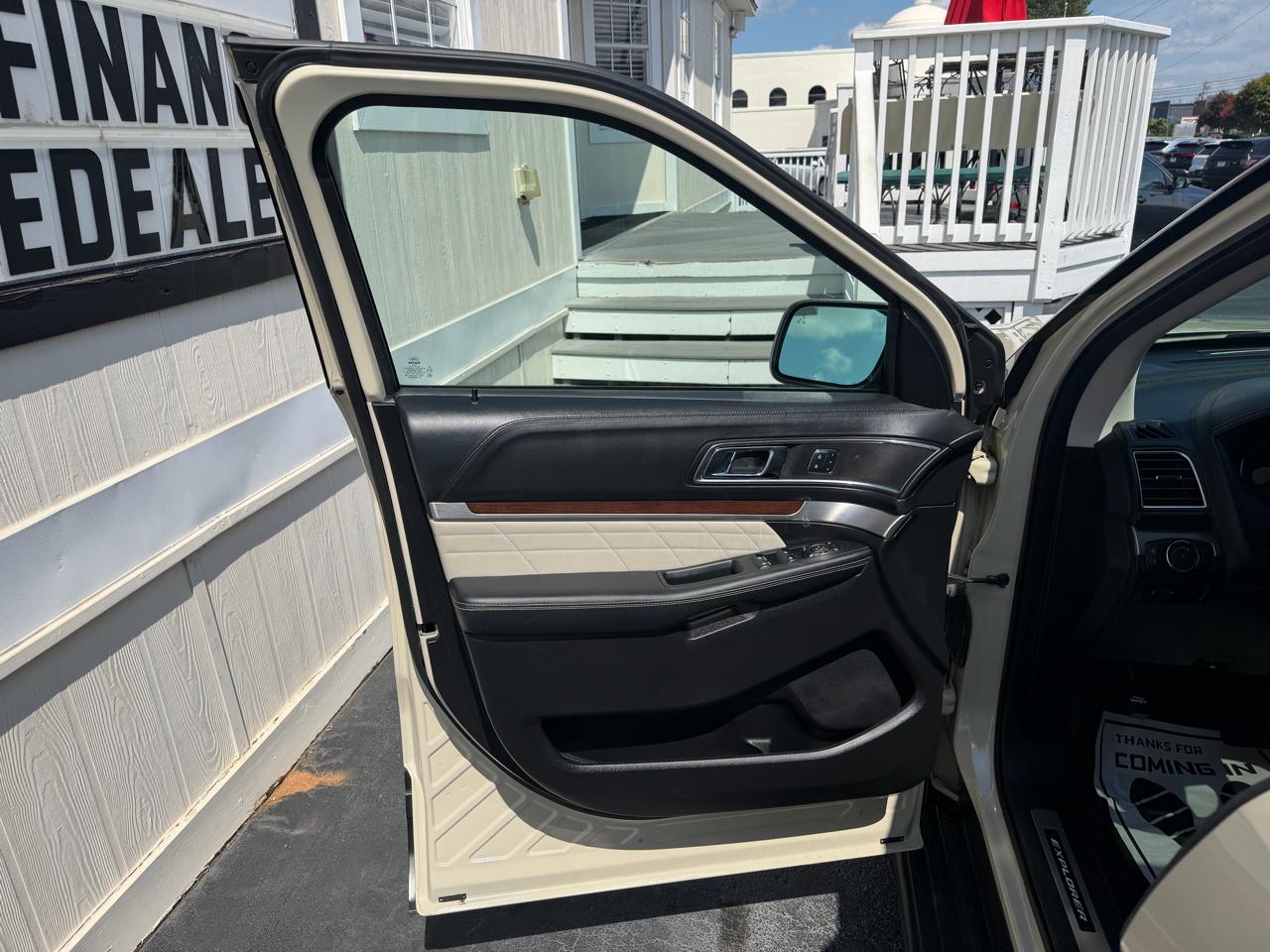 Ford Explorer Platinum 4WD 2018
