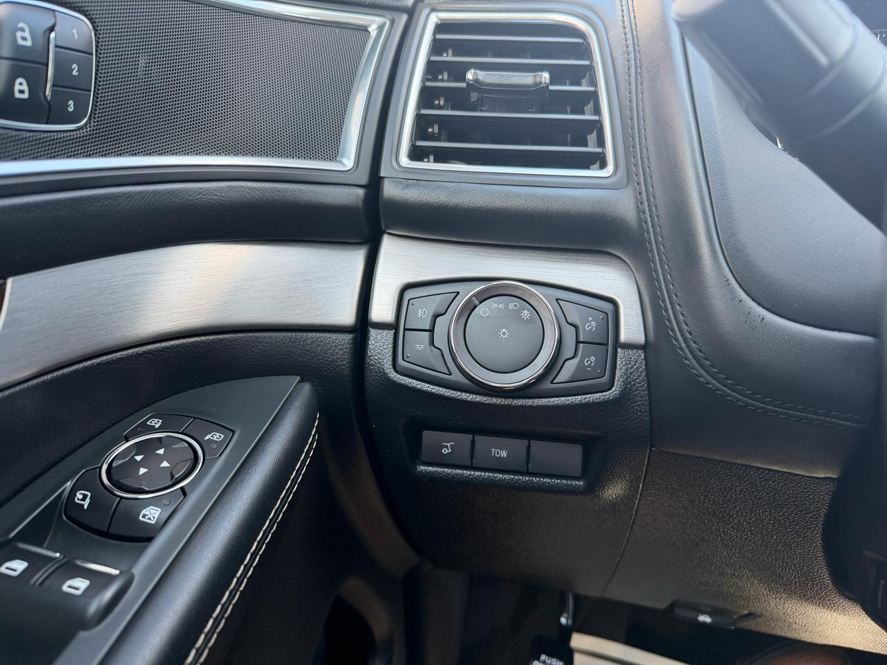 Ford Explorer Platinum 4WD 2018