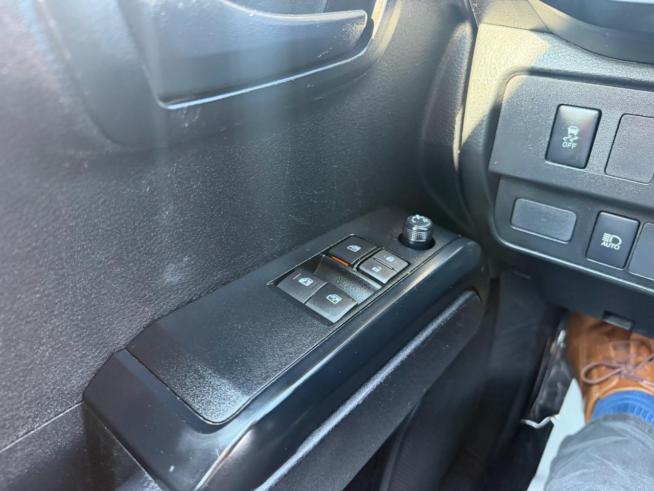 Toyota Tacoma 2WD SR5 Access Cab 6' Bed I4 AT (Natl) 2022