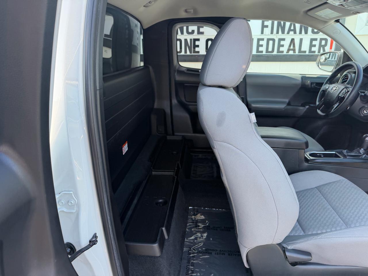 Toyota Tacoma 2WD SR5 Access Cab 6' Bed I4 AT (Natl) 2022