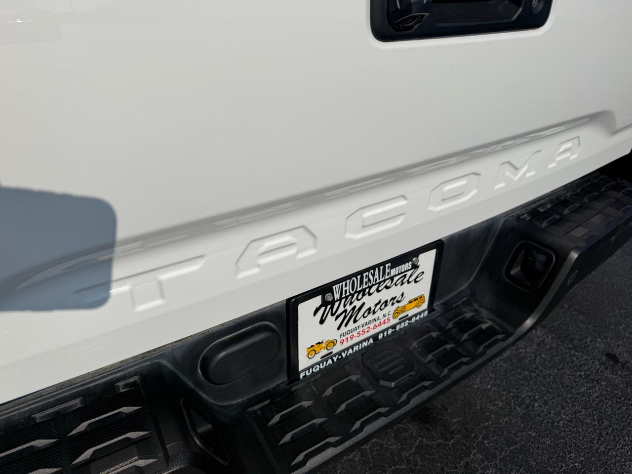 Toyota Tacoma 2WD SR5 Access Cab 6' Bed I4 AT (Natl) 2022