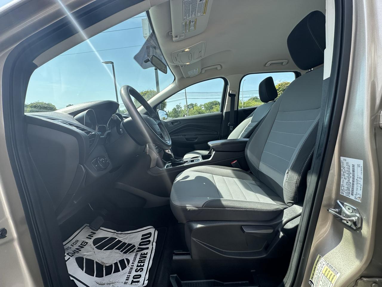 Ford Escape S FWD 2018